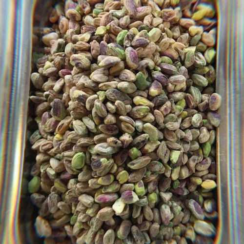 Pistaches décortiquées crues